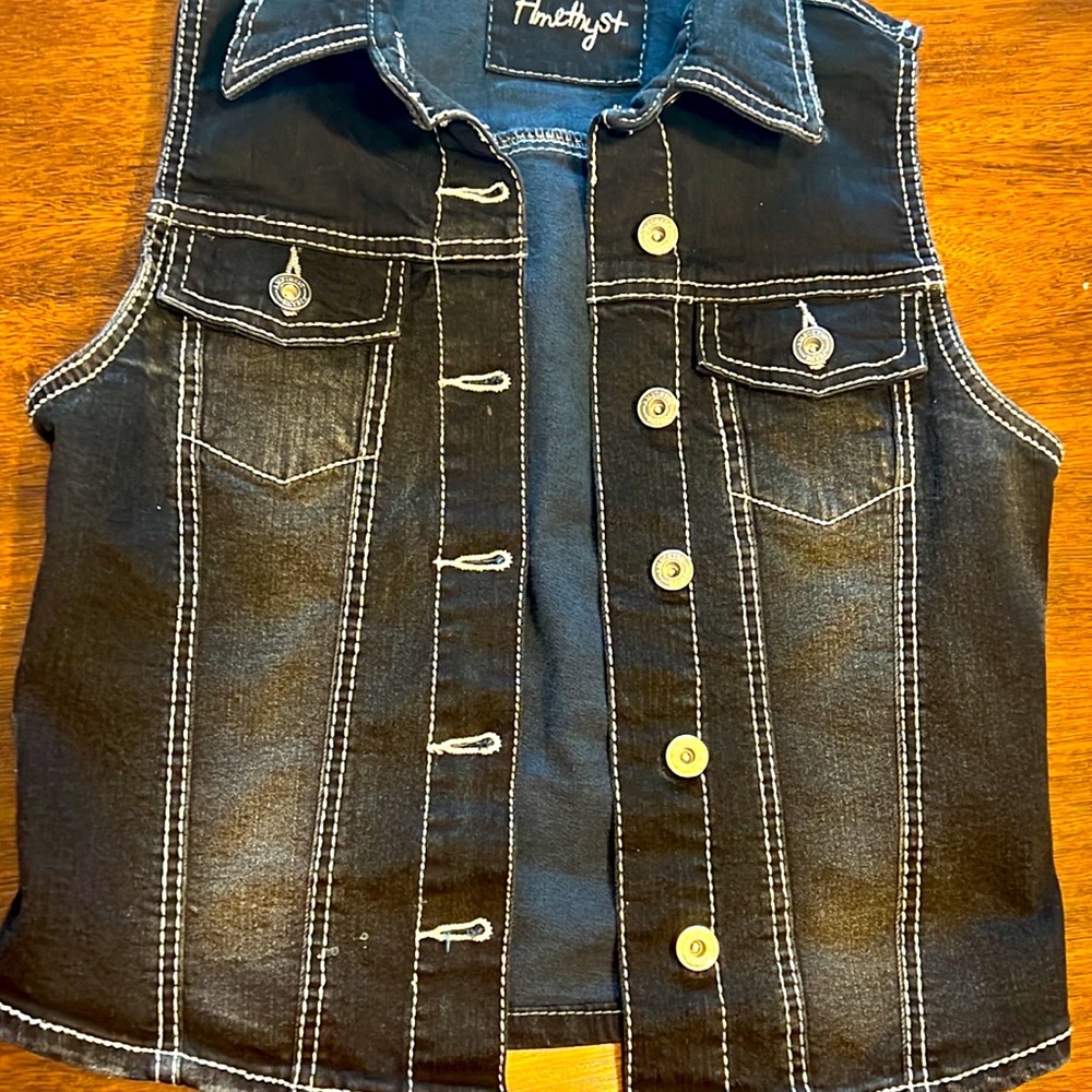 Black vest